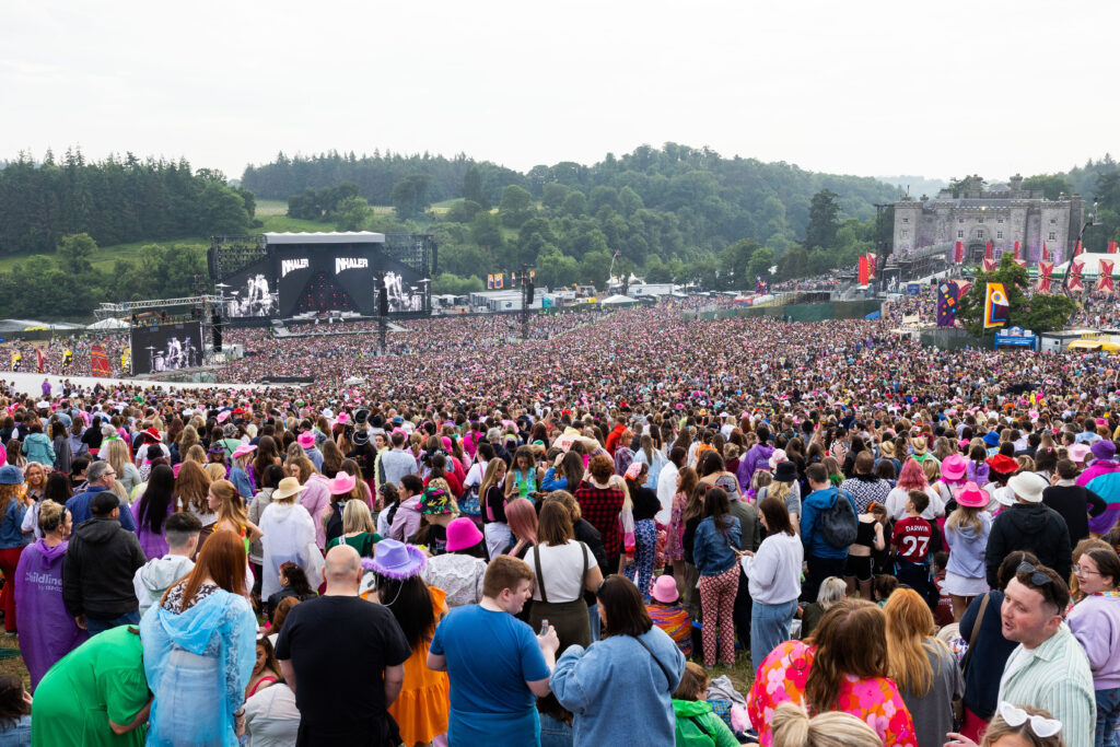 Luke Combs Slane Concert