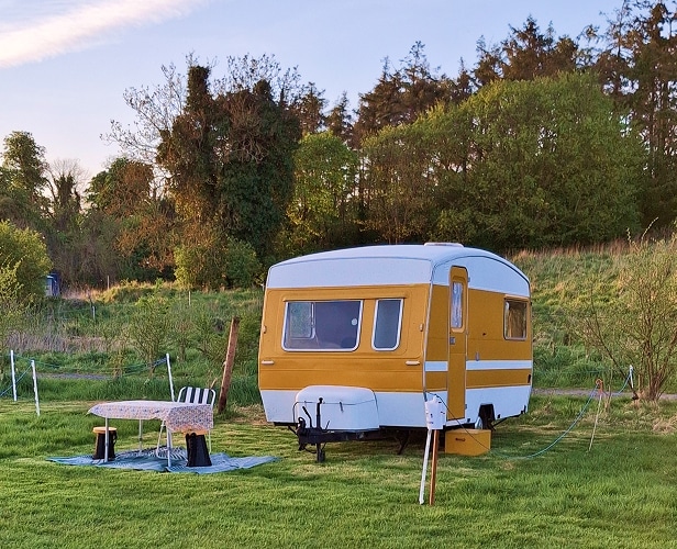 caravan slane rock